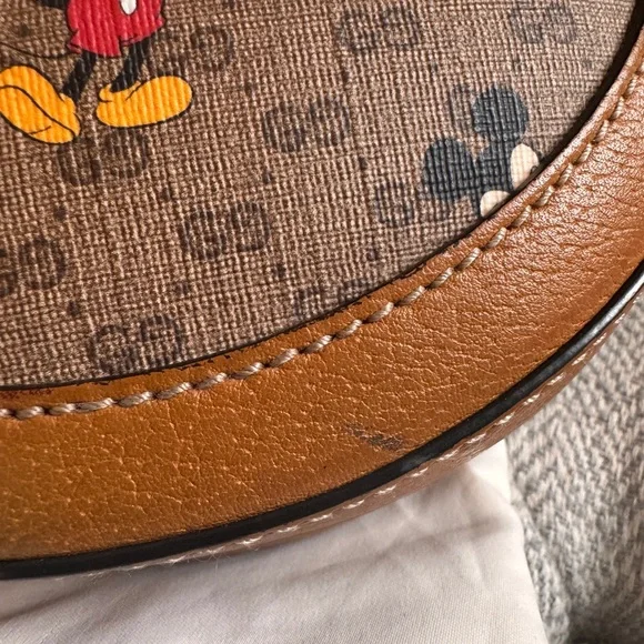 Gucci-Disney Collab /Mickey Mouse Crossbody Bag-Limited and harder to find ! - Picture 11 of 14